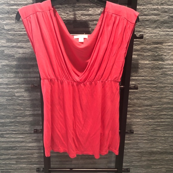 Lux V-Neck Top - Picture 2 of 4